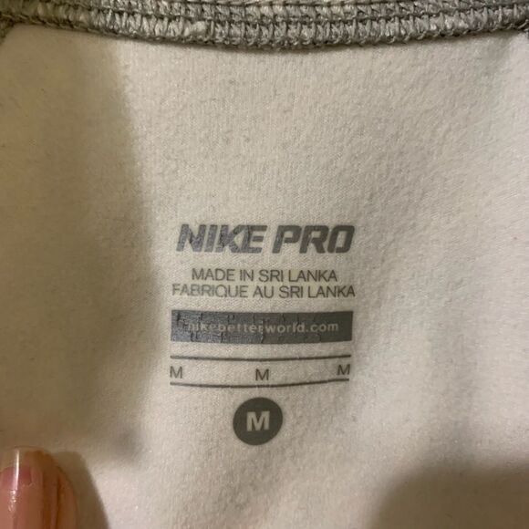 Nike Pro Womens Size M Printed Half 1/2 Zip Pullover Athletic - Picture 2 of 3